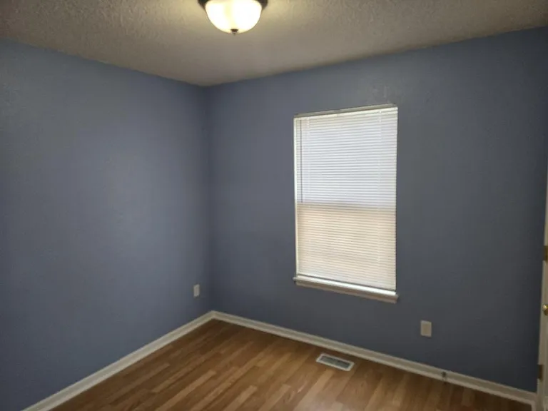 11500 N Wallace Ave — Photo 9
