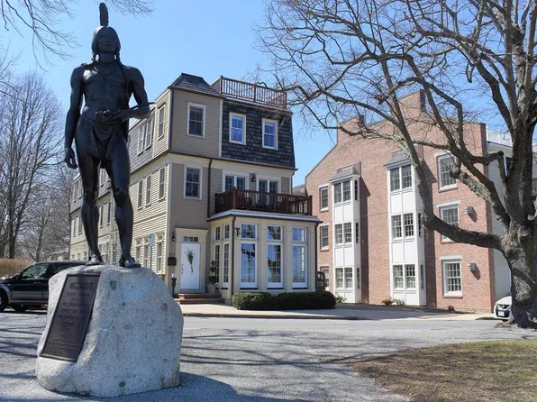 12 Carver St #2, Plymouth, MA 02360