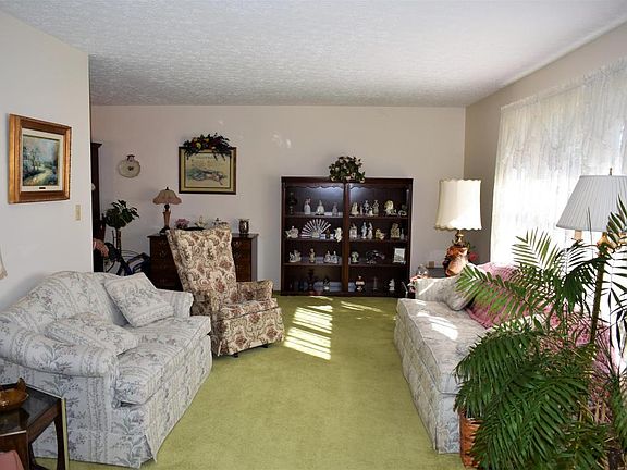 4th image of 139 Kearnes St
