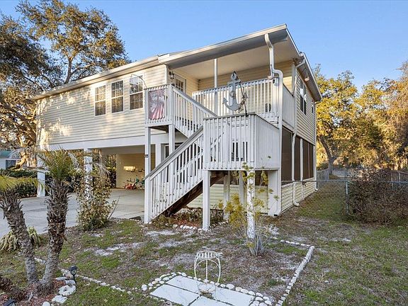 4th image of 599 Alligator Dr