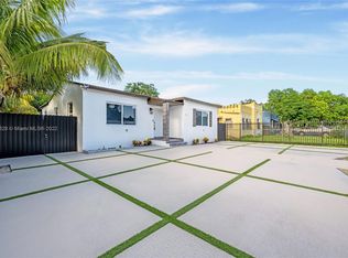 911 Sharar Ave, Opa Locka, FL 33054