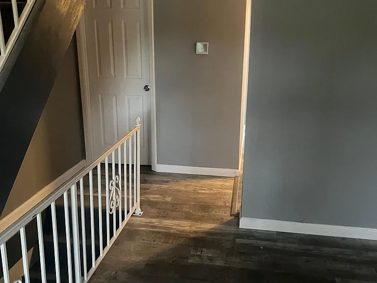 1811 Hanover Ln — Photo 17
