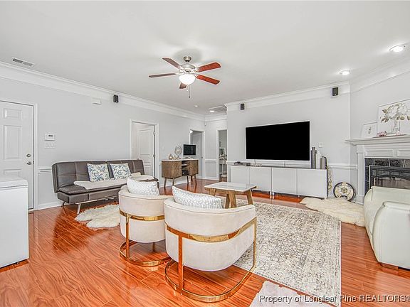 4th image of 1321 Braybrooke Pl