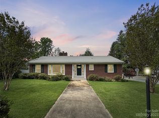 223 Probart St, Brevard, NC 28712