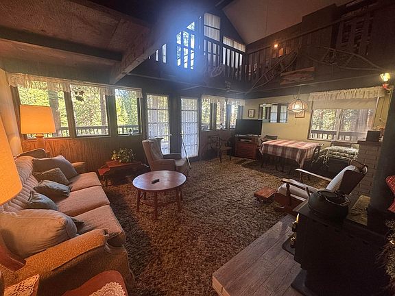 5th image of 545 Peninsula Dr #1