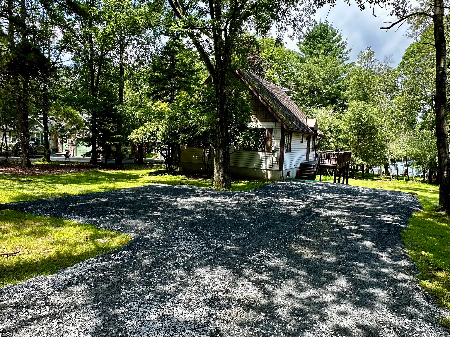 121 Azalea Dr — Photo 4