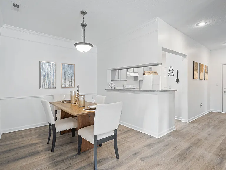Summerwood on Towne Line Apartments — Photo 6