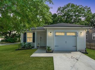 8102 Buttercup St, Jacksonville, FL 32210