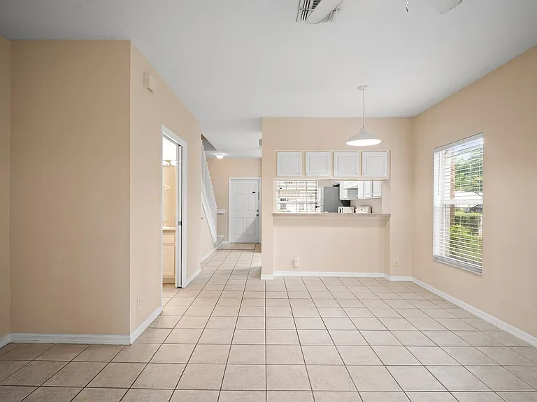 8219 Pacific Beach Dr — Photo 13