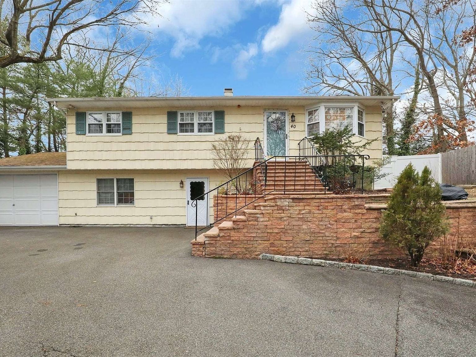 40 Friendly Road, Smithtown, NY 11787 Zillow