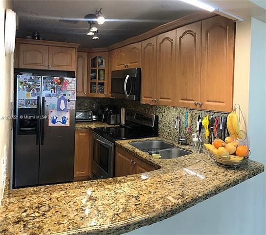 1st image of 4655 SW 143rd Ave #4732