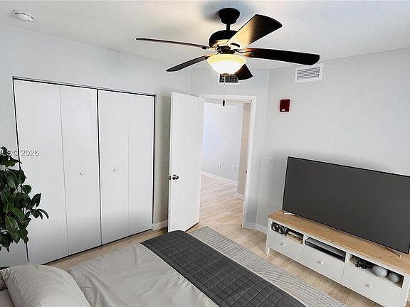 5th image of 1737 NW 3rd Ave APT 10