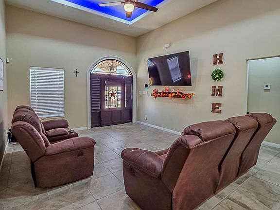 5th image of 1087 Pizzaro Lane