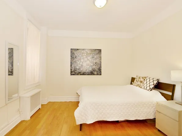 660 Riverside Drive image 3 of 4