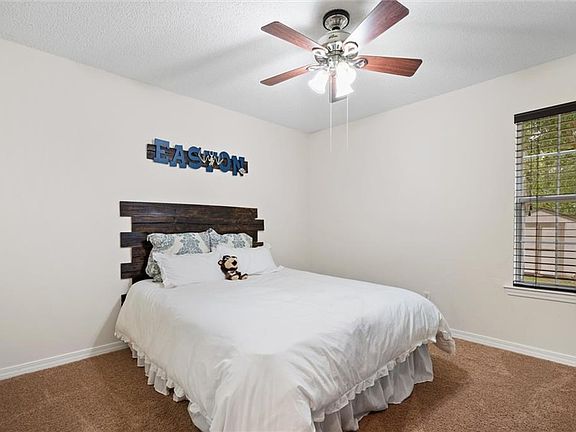5th image of 6442 Woodside Dr N