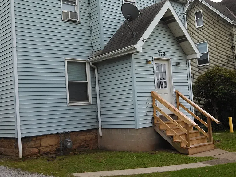 777 Wayne Ave #1-6 — Photo 8