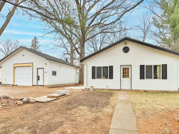 240 6th St NW, Milaca, MN 56353