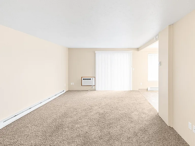 Knightsbridge Apartments — Photo 8