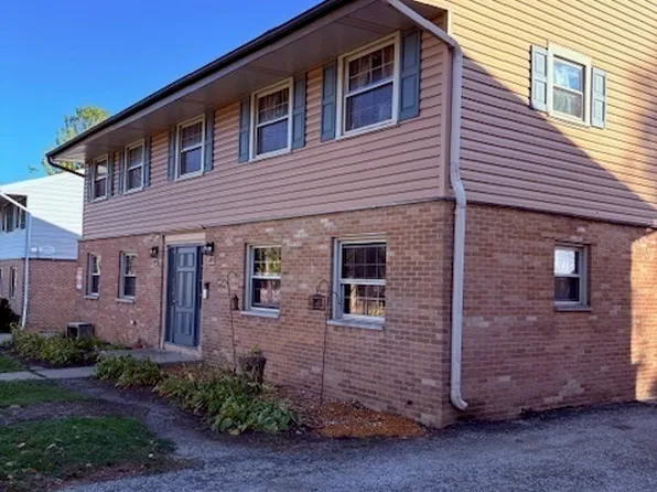 625/627 Westmoreland Dr, Vernon Hills, IL 60061