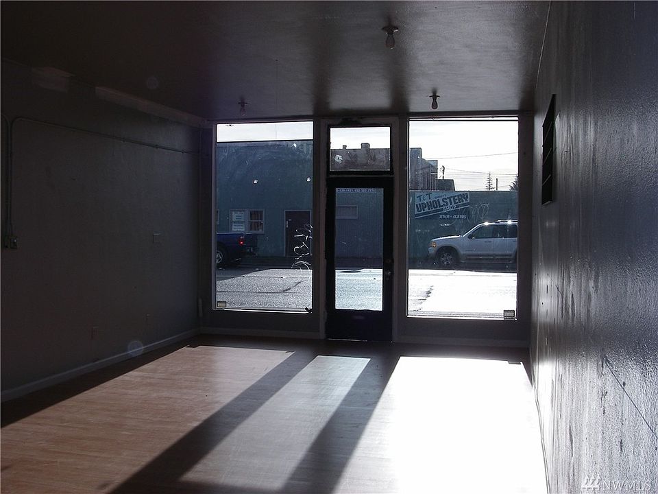 2nd image of 2015 19th St