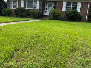 910 Northampton Rd, Petersburg, VA 23805