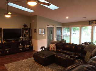 2133 Agecroft Rd, Virginia Beach, VA 23454