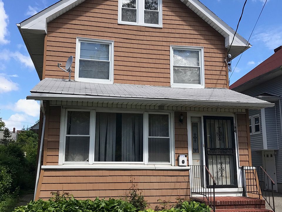 2nd image of 194 Harrison Ave