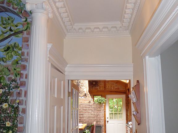 4th image of 12 Tremont St