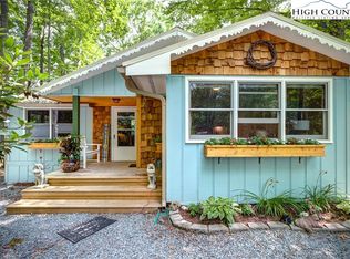 421 Windridge Rd, Newland, NC 28657