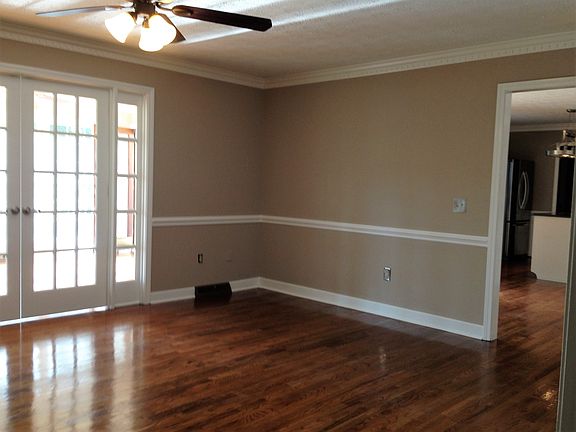 4th image of 205 Michaux Ct
