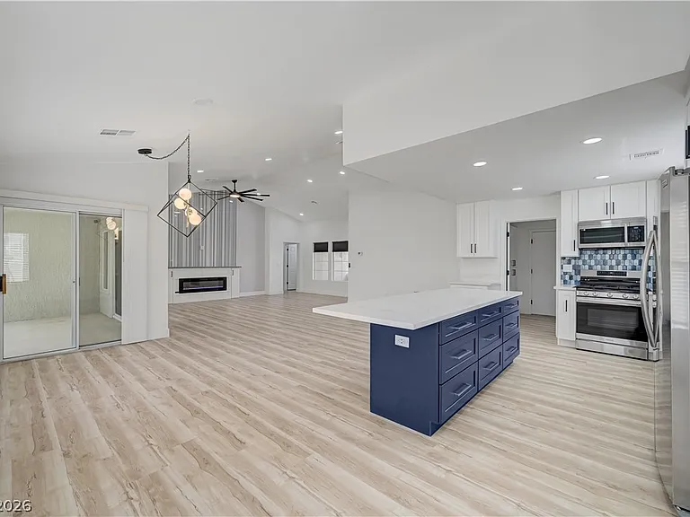 10000 Woodhouse Dr — Photo 6