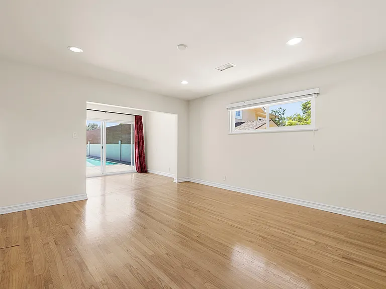 1808 Fern Ln — Photo 26