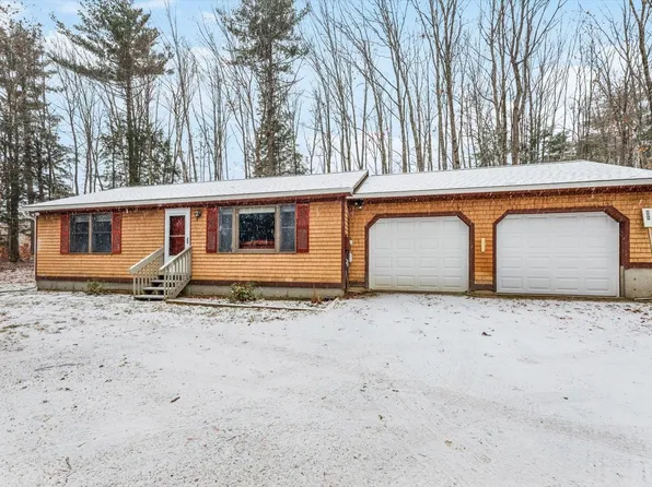 86 Bonds Corner Road, Hancock, NH 03449