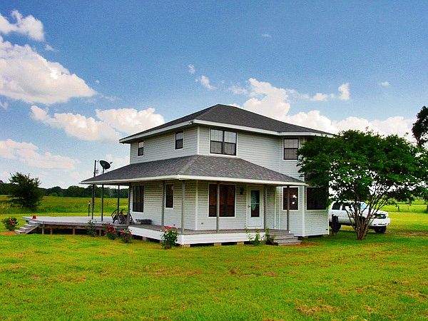 1st image of 726 County Road 408