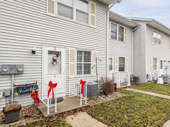 N10350 Howard DRIVE #4, Fox Lake, WI 53933