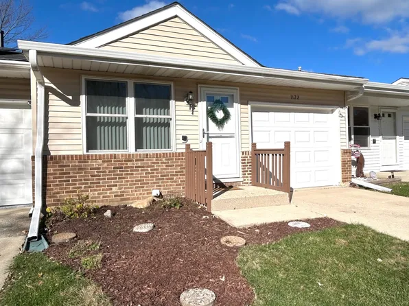 1122 Riverwood Dr, Algonquin, IL 60102