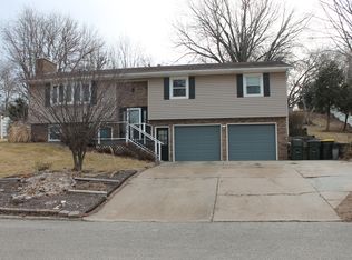 224 Pin Oak Dr, Geneseo, IL 61254