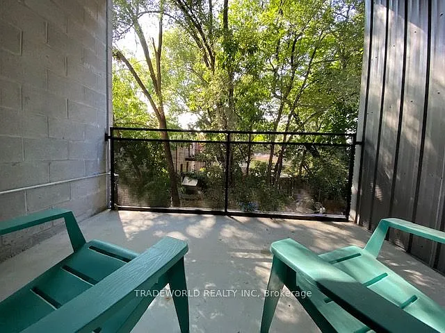 862 Pape Ave #5 — Photo 7