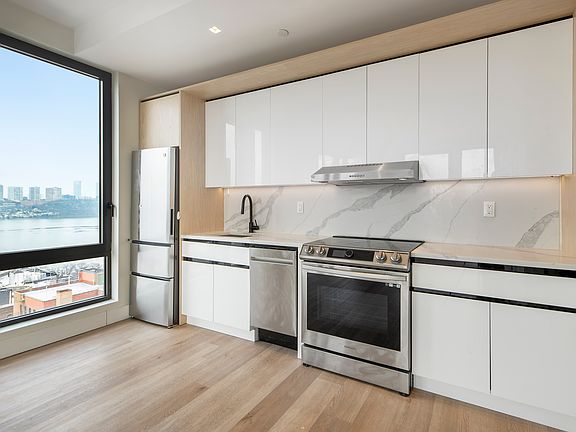 2nd image of 620 W 153rd St #20R
