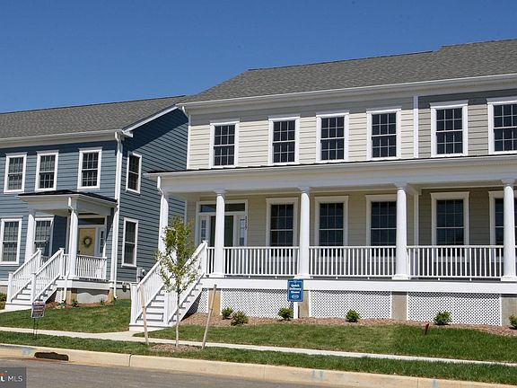 2nd image of 5906 Wheelmen St