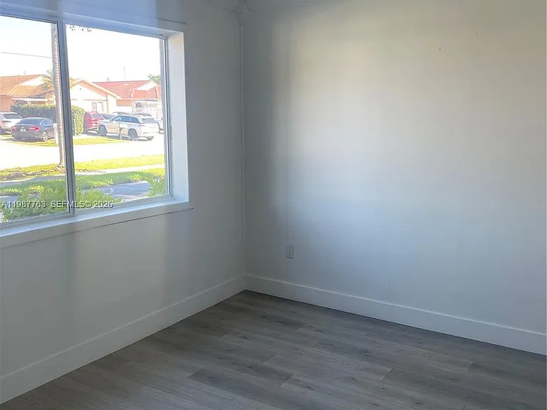 20700 SW 122nd Ave — Photo 4