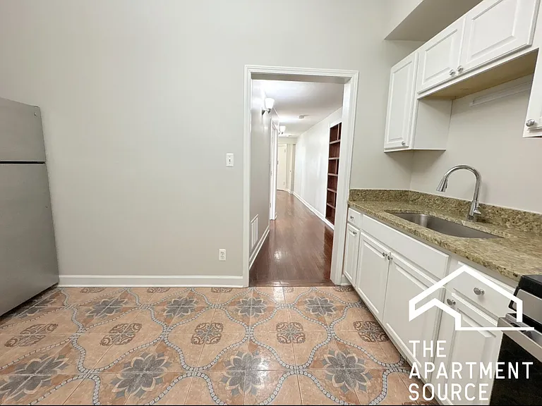 4015 S Calumet Ave #1S — Photo 3