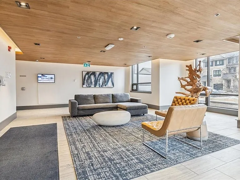 10 Esplanade Ln #215 — Photo 4