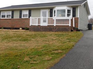 235 Kelley St, Tazewell, VA 24651