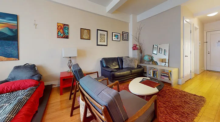 Rented by Bond New York | media 1