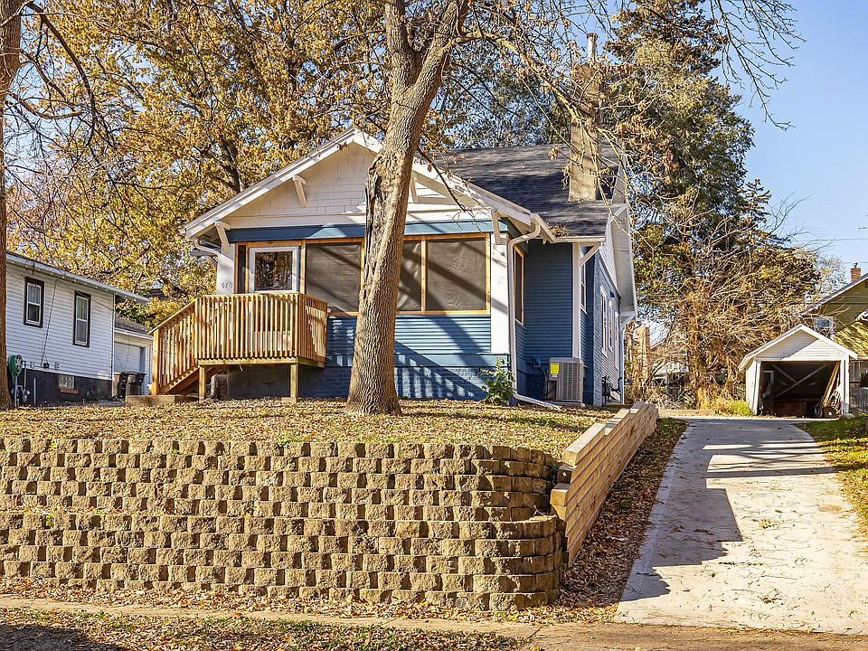 1st image of 676 34th St