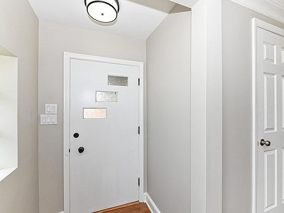 3rd image of 7916 22nd AVENUE