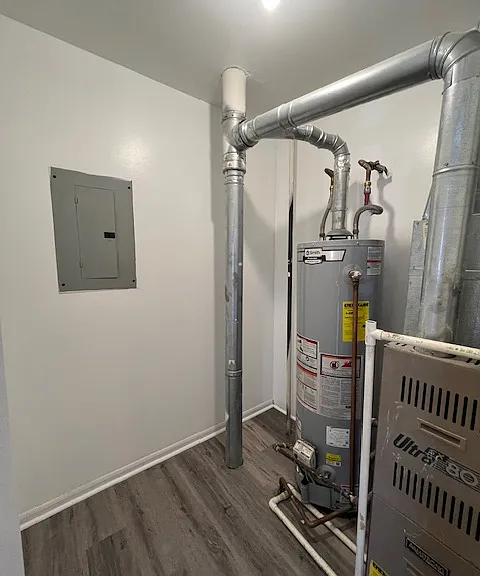 3557 Ash St #15 — Photo 8