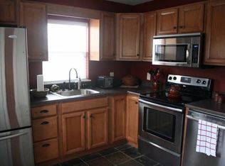 272 Maple Fork Rd, Mount Hope, WV 25880