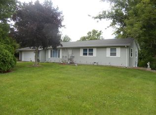 72098 46th St, Decatur, MI 49045